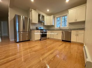 74 Berkshire St #2L, Cambridge, MA 02141