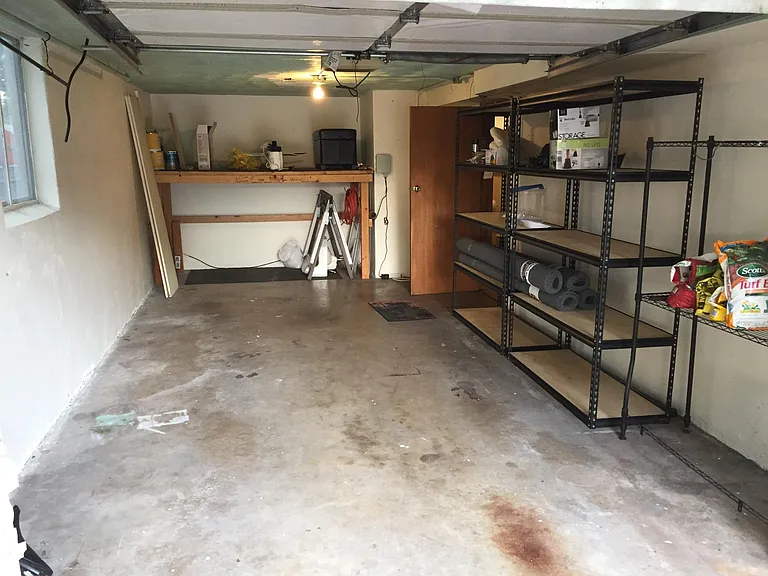 Garage (shelving has changed)