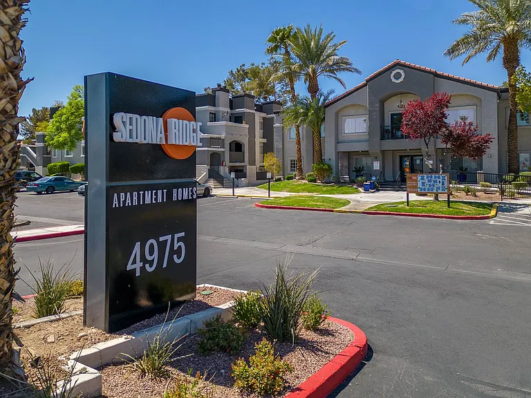 Sedona Ridge Apartment Homes — Photo 32
