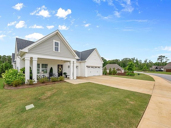 3rd image of 28 Cypress Trl
