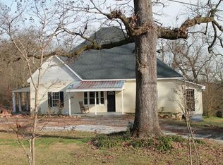 415 Bowersville Rd, Carnesville, GA 30521