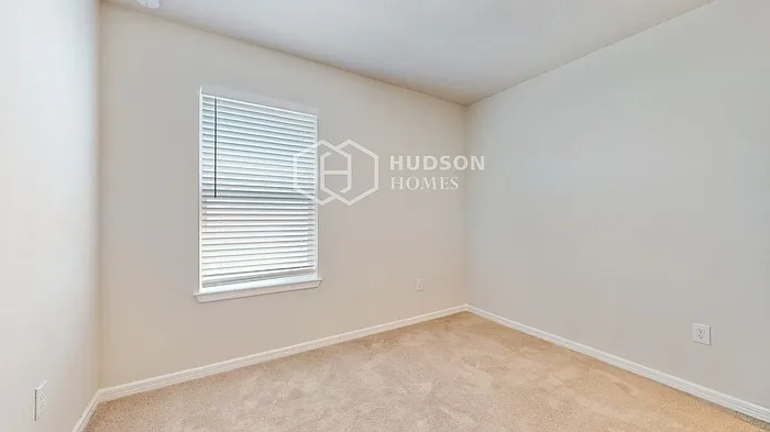 3839 Spruce Creek Dr — Photo 21