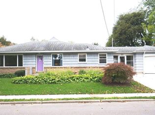 1596 Lyon St NE, Grand Rapids, MI 49503