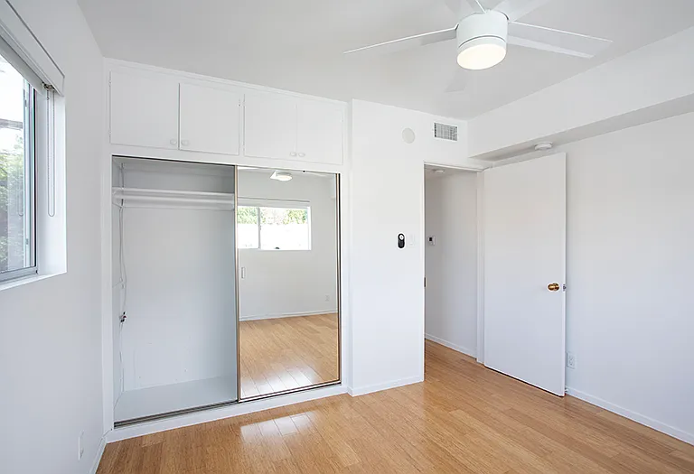646 N La Fayette Park Pl #16 — Photo 9