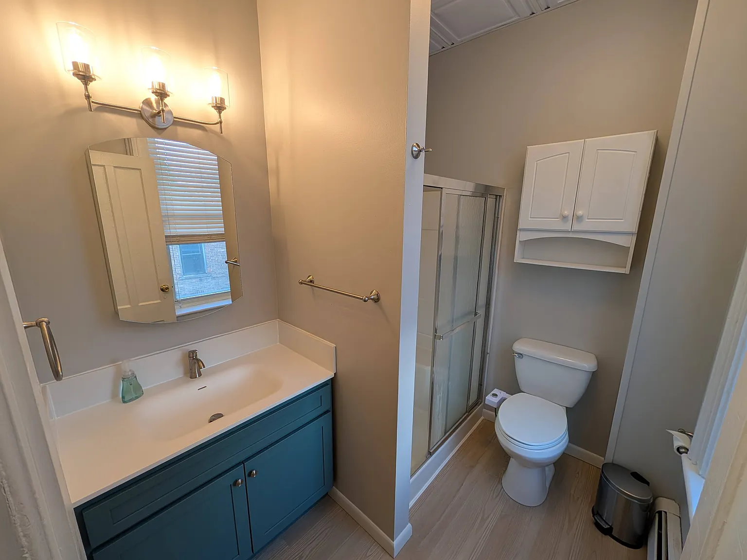 2 bed, 1000 sqft, $1,650 — Photo 2
