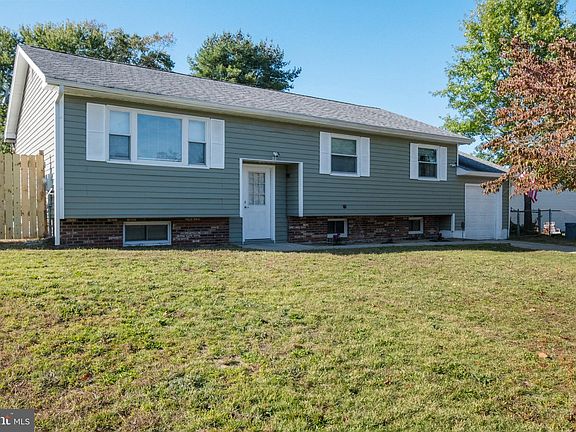 2nd image of 28 Scammell Dr
