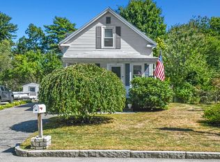 15 Coolidge St, North Chelmsford, MA 01863