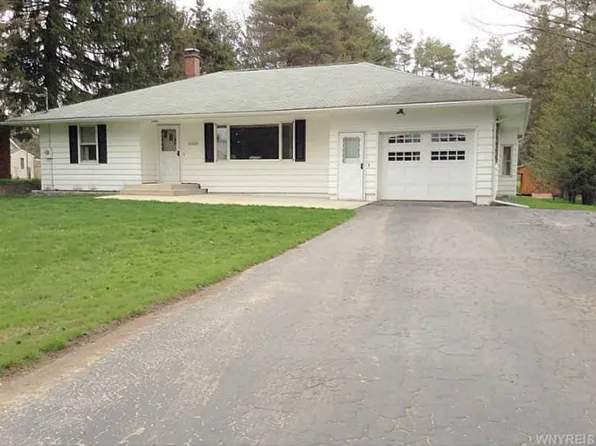 12329 West Ave, Sardinia, NY 14030