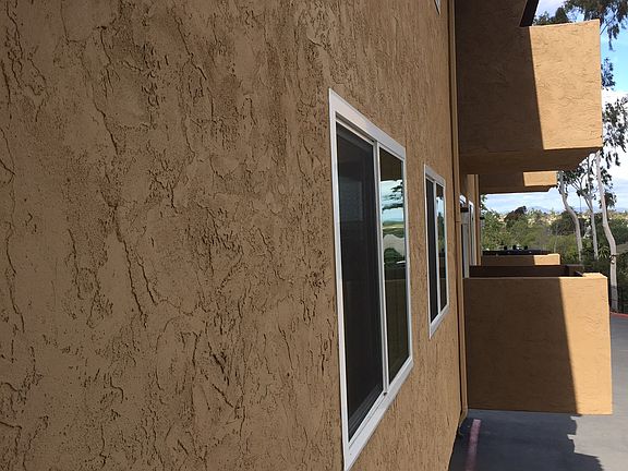 3rd image of 298 Eddie Dr APT 10