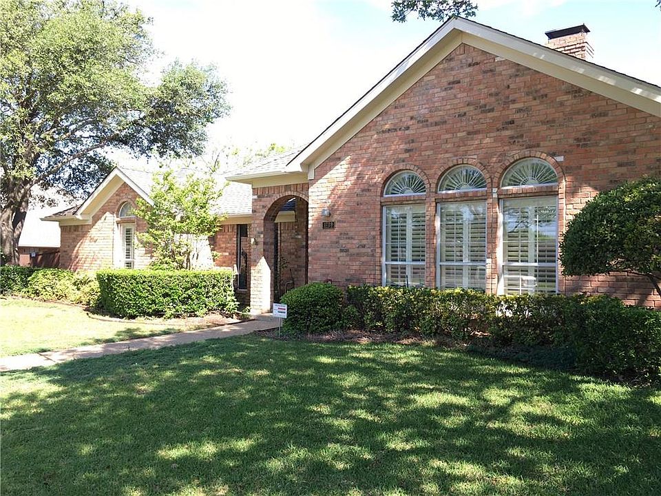 1st image of 1729 Tawakoni Ln