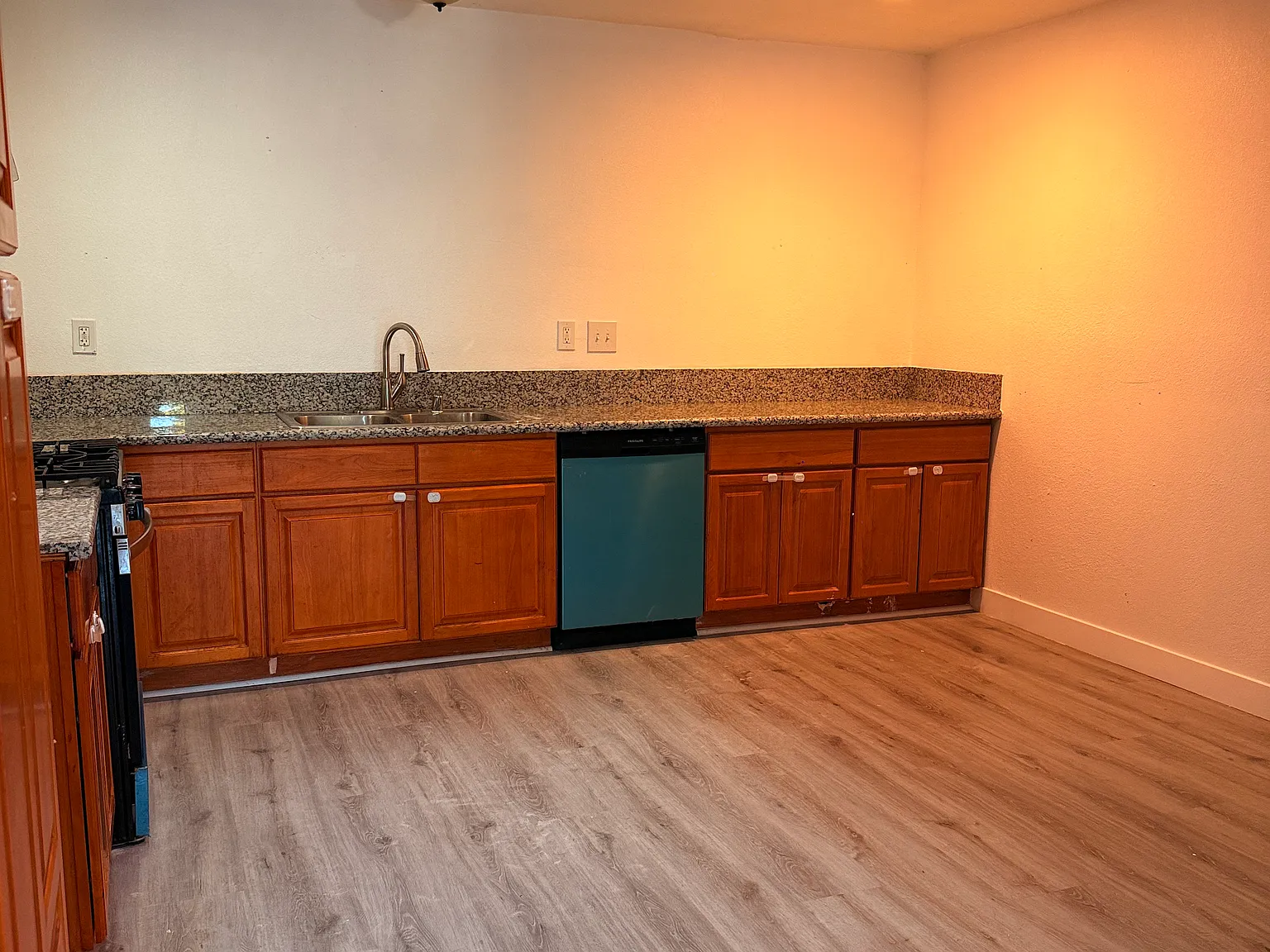 7409 Eton Ave — Photo 4