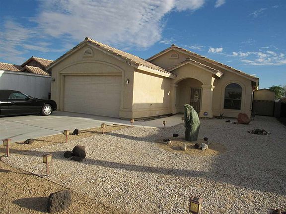 2nd image of 5351 E 33rd Pl