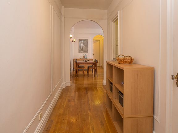 2nd image of 1468 Midland Ave APT 4C