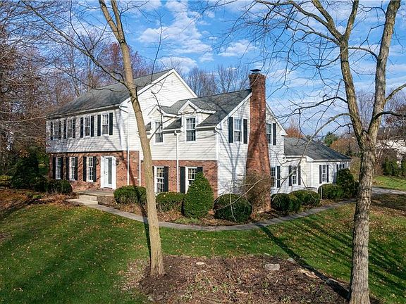 3rd image of 7479 Lascala Dr