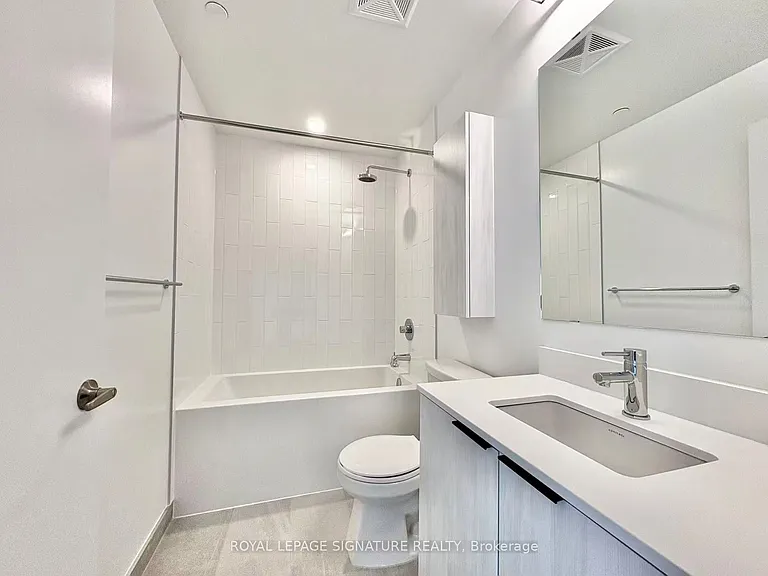 2485 Eglinton Ave W #618 — Photo 8