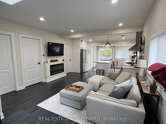 4th image of 1124 Stoney Point Rd
