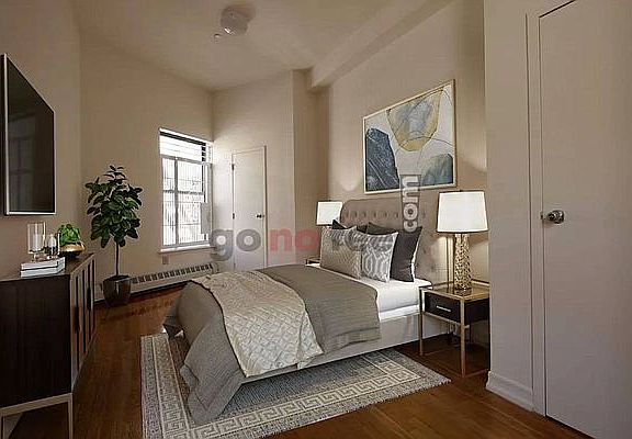 3rd image of 211 W 117th St APT 5A