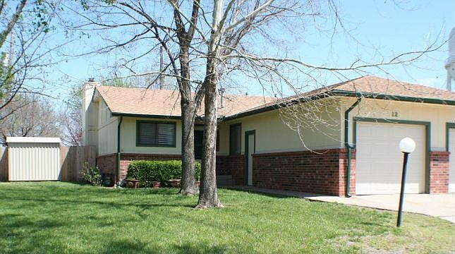 1st image of 10 N Club House Dr