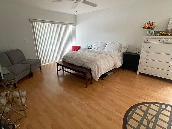 5th image of 9001 SW 94th St APT 114