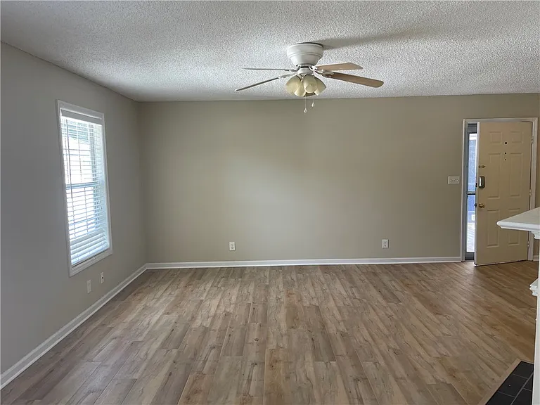 504 Island Dr #504 — Photo 6