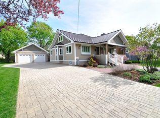 16 E Franklin Ave, Crystal Lake, IL 60014