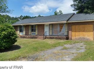 2601 E Brinkley Dr, Spring Lake, NC 28390