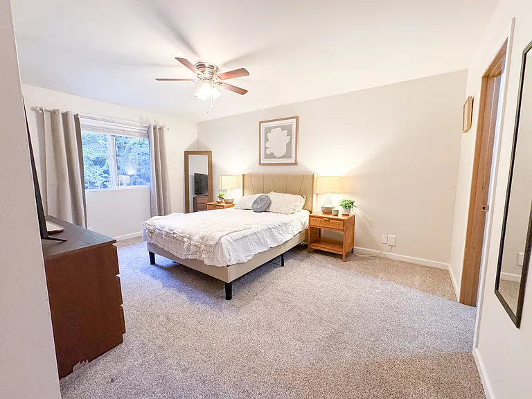 6832 Townsend Ln NE — Photo 42