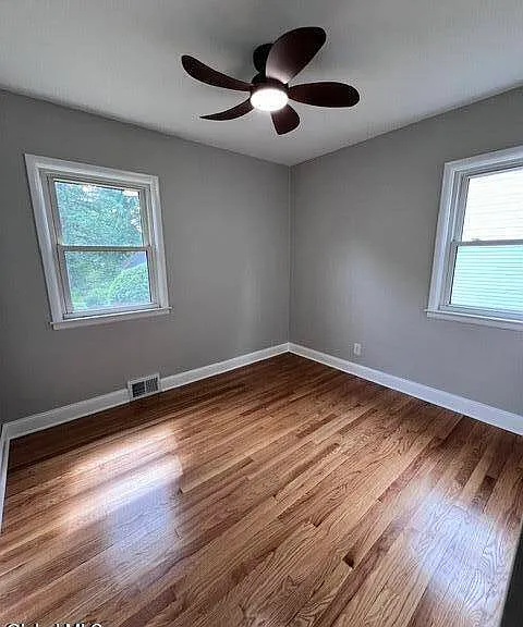 3936 Albany St — Photo 18
