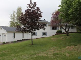 28752 Bowman Rd, Defiance, OH 43512