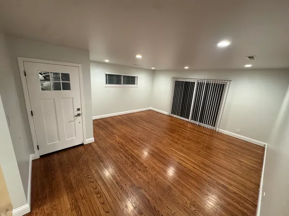942 Rose Ave, Redwood City, CA 94063