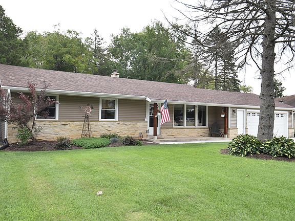 2nd image of 5638 S 106th St