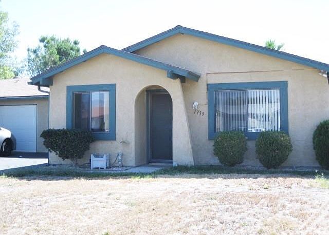 1st image of 1939 Pueblo Dr