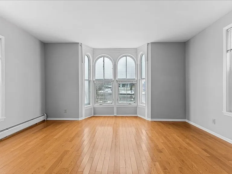 158 Main Street — Photo 14