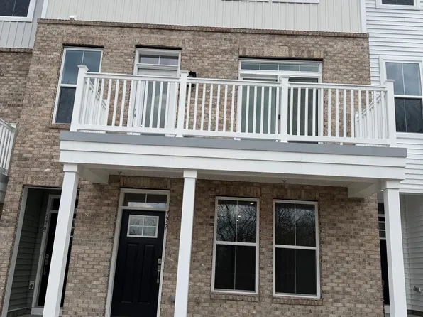 777 Platinum Dr, Phoenixville, PA 19460