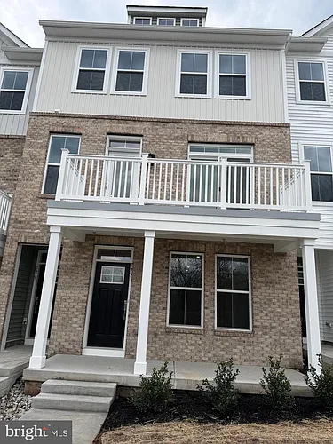 777 Platinum Dr Photo 1