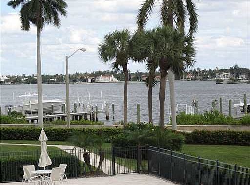 Home For Sale In Flagler Yacht Club