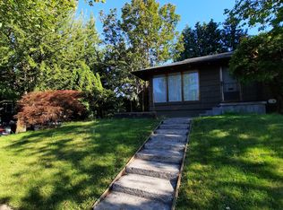 3668 SE Schiller St, Portland, OR 97202
