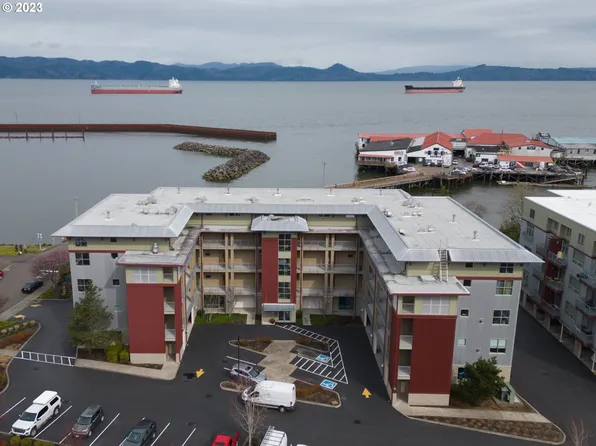 3930 Abbey Ln Unit 209, Astoria, OR 97103