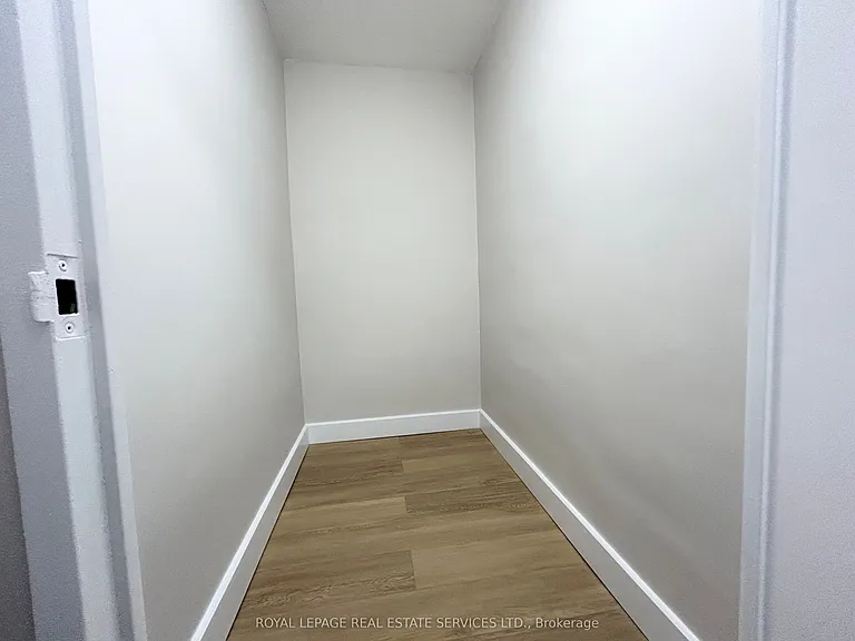 101 Millside Dr #408 — Photo 16