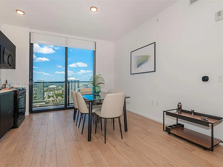 398 NE 5th St #4001 — Photo 41