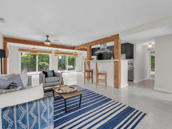 3967 E Sunny Dunes Rd, Palm Springs, CA 92264