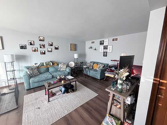 4th image of 4904 Bancroft St