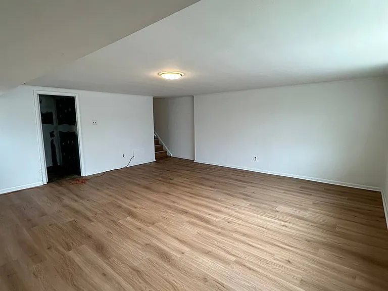 435 Rennard St #2 — Photo 8