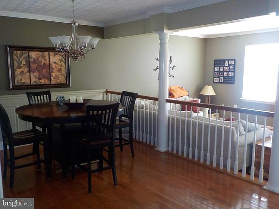 5th image of 200 Park Brook Ct