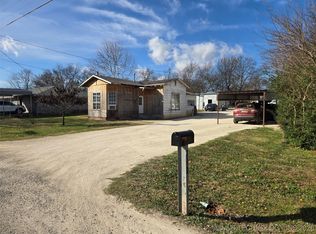 212 S Arkansas St, Caddo, OK 74729