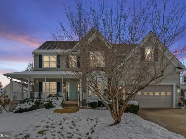 750 Black Sweep Rd, Warrenton, VA 20186