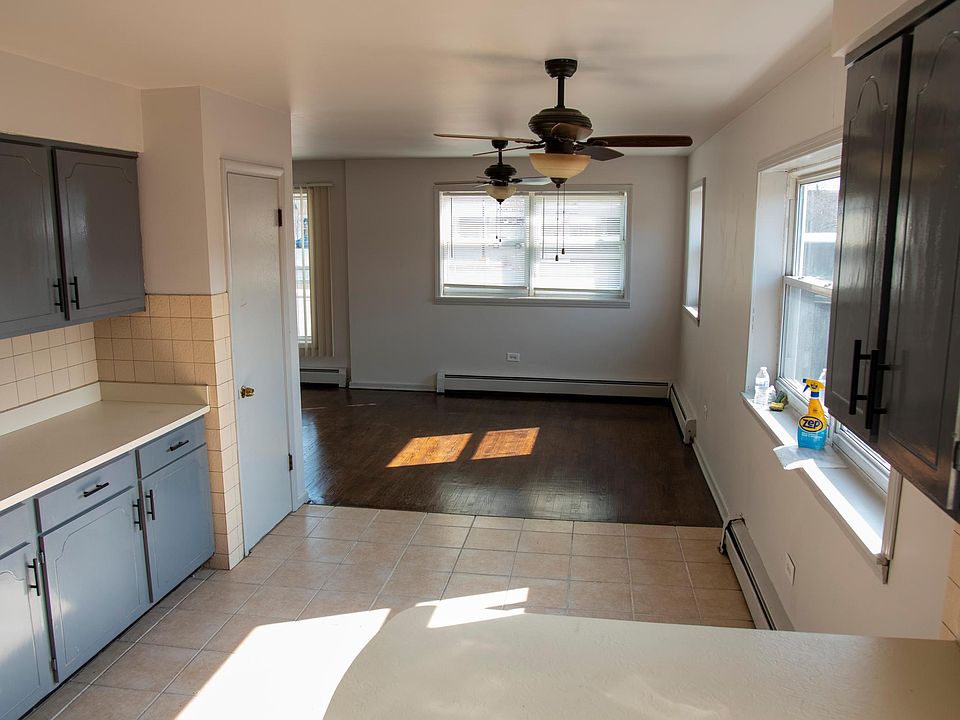 Kitchen - second view