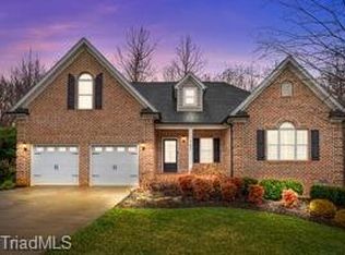165 Glen Brooke Ln, King, NC 27021