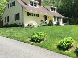 12 Rocky Hill Rd, Andover, MA 01810