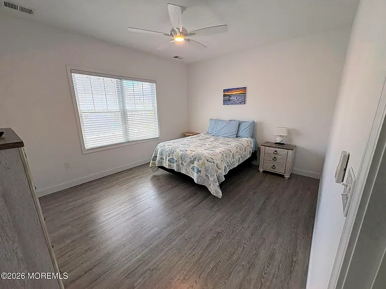 215 Heron Rd — Photo 8
